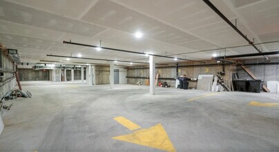 1522 W Girard Ave in Philadelphia, PA - Building Photo - Building Photo