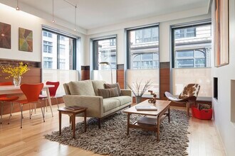 681 Washington St in Boston, MA - Building Photo - Building Photo