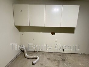 4300 E Feemster Ave in Visalia, CA - Building Photo - Building Photo