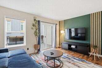 10 SE 105th Ave in Portland, OR - Building Photo - Building Photo