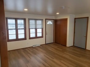 2980 Hope Rd in Cottage Grove, WI - Building Photo - Building Photo