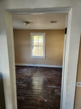 1331 South Weeks Street in New Iberia, LA - Foto de edificio - Building Photo