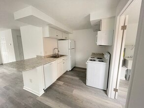 92 Autumn Chapel Way, Unit 92 in Rochester, NY - Building Photo - Building Photo