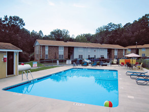 Keoway Village Apartments in Seneca, SC - Foto de edificio - Building Photo