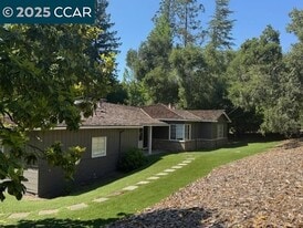 553 Miner Rd in Orinda, CA - Building Photo