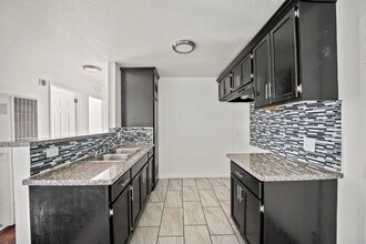 412 Coronado Terrace in Los Angeles, CA - Building Photo - Building Photo