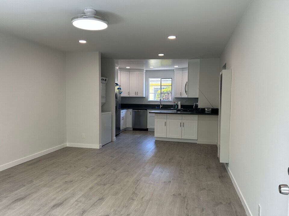 1517 9th St, Unit A in Santa Monica, CA - Building Photo