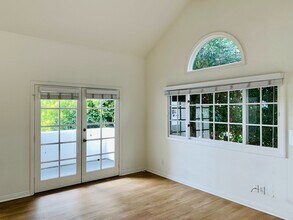157 Avenida Miramar in San Clemente, CA - Building Photo - Building Photo