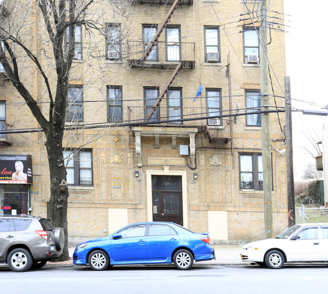 520 Morris Park Ave in Bronx, NY - Building Photo - Building Photo