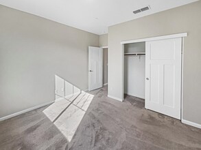 5021 Birch Valley Way in Rancho Cordova, CA - Building Photo - Building Photo