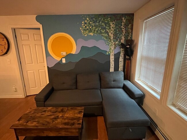 1405 Broadway, Unit 209