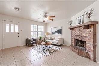 6824-6826 Jackson St in Fort Smith, AR - Building Photo - Building Photo