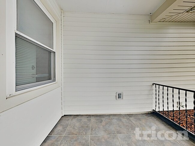 7548 Allspice Cir S in Jacksonville, FL - Building Photo - Building Photo