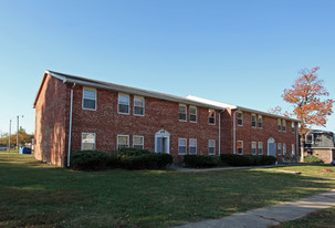 4240-4242 Arrowrock Ave in Dayton, OH - Building Photo