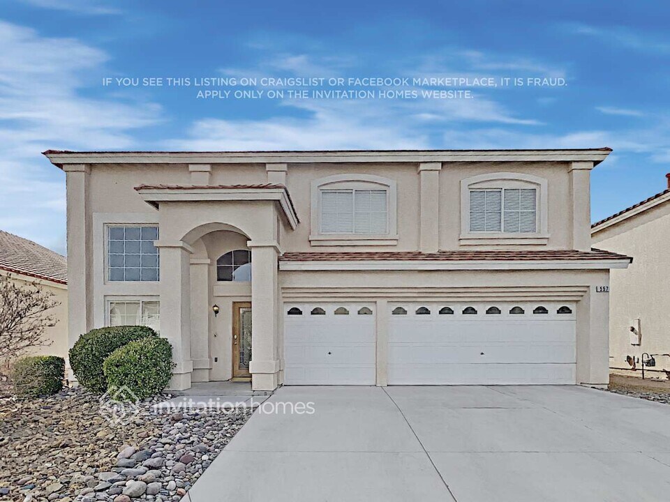 557 Leap Frog Ave in Las Vegas, NV - Building Photo