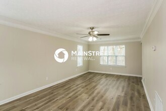 6059 Shadow Lake Way in Lithonia, GA - Building Photo - Building Photo