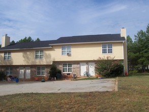 76 Caboose Ct in Lawrenceville, GA - Building Photo - Building Photo