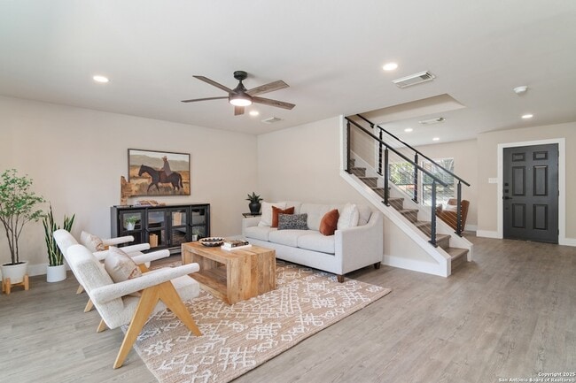 21450 Bubbling Creek