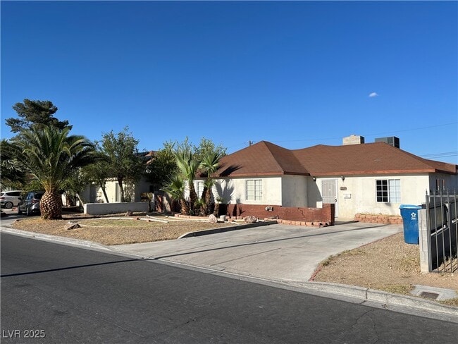 1501 S 11th St in Las Vegas, NV - Building Photo - Building Photo