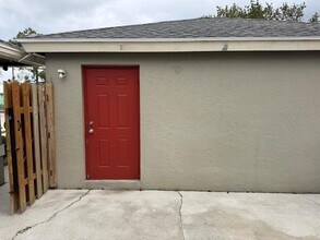 14007 Veronica Ct in Wellington, FL - Building Photo - Building Photo