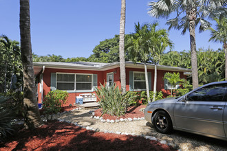 849 Beach Rd in Sanibel, FL - Building Photo - Building Photo