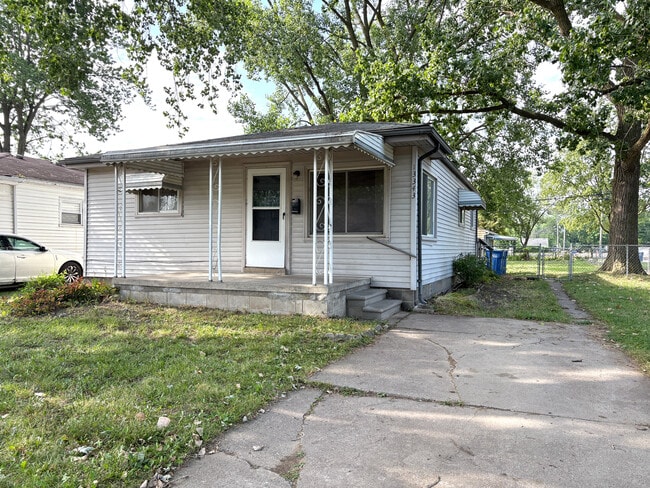 13343 Charlotte Ave in Warren, MI - Building Photo - Building Photo