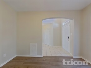 9705 Gallatin Ln in Fort Worth, TX - Building Photo - Building Photo