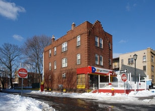 451 Washington St in Hartford, CT - Foto de edificio - Building Photo