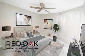 1200 N Olive Dr in West Hollywood, CA - Building Photo - Building Photo