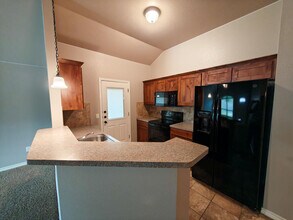 701 Sladecek Dr in Killeen, TX - Building Photo - Building Photo