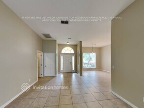 2715 Patrician Cir in Kissimmee, FL - Building Photo - Building Photo
