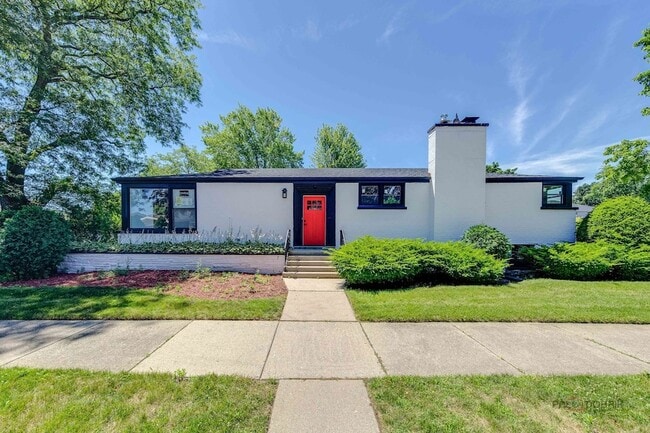 property at 4021 W Estes Ave