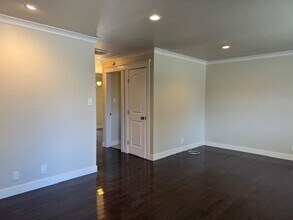 1568-1572 Union Ave in Redwood City, CA - Building Photo - Building Photo