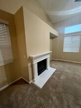 1620 N Oliveto Ct in Visalia, CA - Building Photo - Building Photo