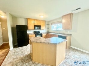 142 Vancouver Rd in Meridianville, AL - Building Photo - Building Photo