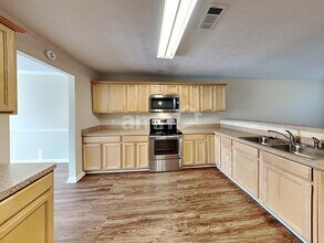 501 Hawk Eye Ct in Mcdonough, GA - Building Photo - Building Photo