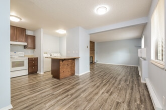 710 City Park Ave in Fort Collins, CO - Building Photo - Building Photo