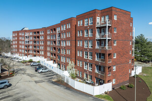 Hingham Woods Apartments