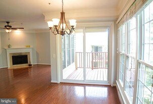 2816 Emma Lee St in Falls Church, VA - Building Photo