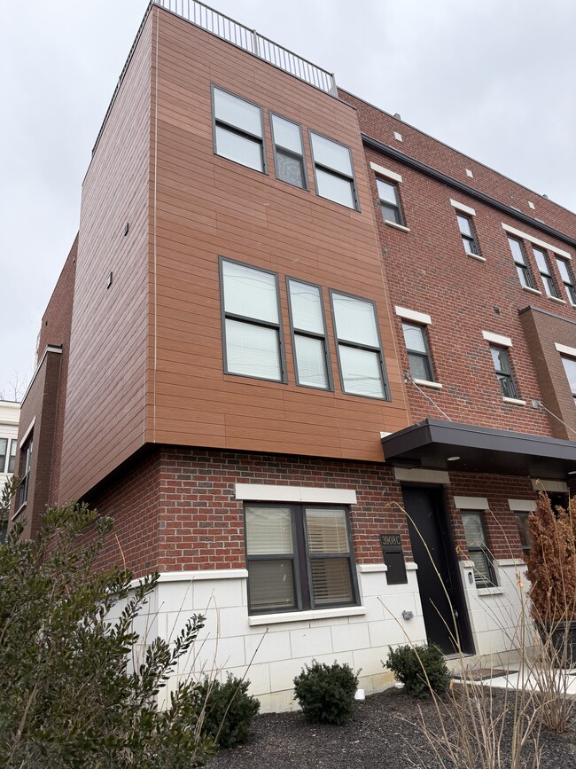 property at 3908 Edwards Rd