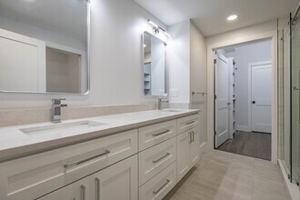 50 E McMicken Ave in Cincinnati, OH - Foto de edificio - Interior Photo