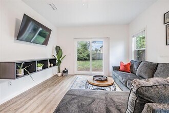 2604 N Highland Ave in Tampa, FL - Building Photo - Building Photo