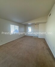 4970 S Manhattan Dr in Tucson, AZ - Building Photo - Building Photo