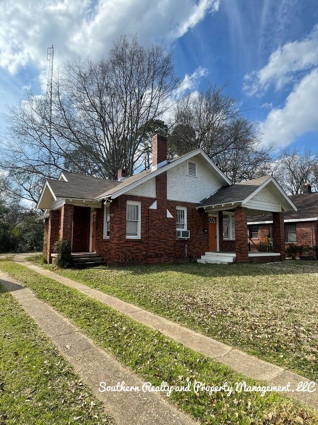 S. S Capitol Pkwy in Montgomery, AL - Building Photo - Building Photo
