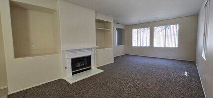 33364 Warwick Hills Rd in Yucaipa, CA - Building Photo - Building Photo