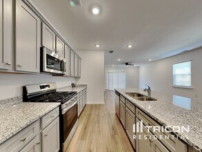 1877 Holmsey Cir in Conyers, GA - Building Photo - Building Photo