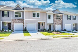 2600 Coventry St SW in Atlanta, GA - Building Photo - Building Photo