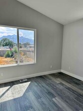 7531 Birch St-Unit -7531 S Birch St Unit M in Midvale, UT - Foto de edificio - Building Photo