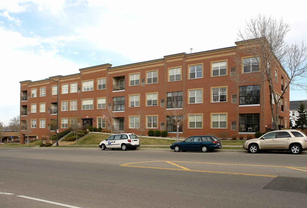 Parkway Commons in St. Paul, MN - Building Photo