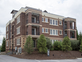 The Landmark Building in Hendersonville, NC - Building Photo - Building Photo